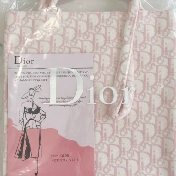 Christian Dior Handbags - Dior Beaute Trotter Tote